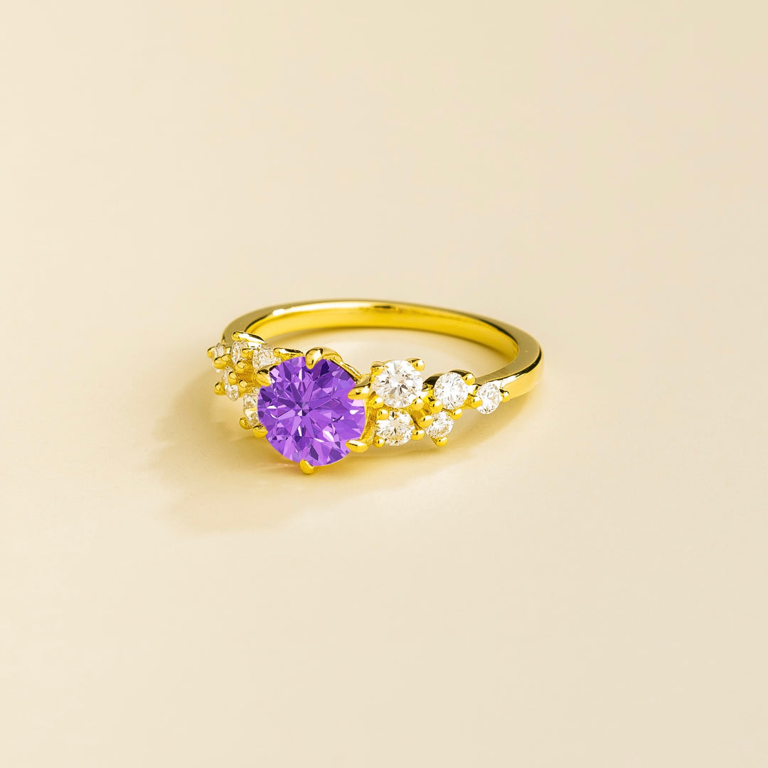 Movi gold ring in Purple sapphire & Diamonds