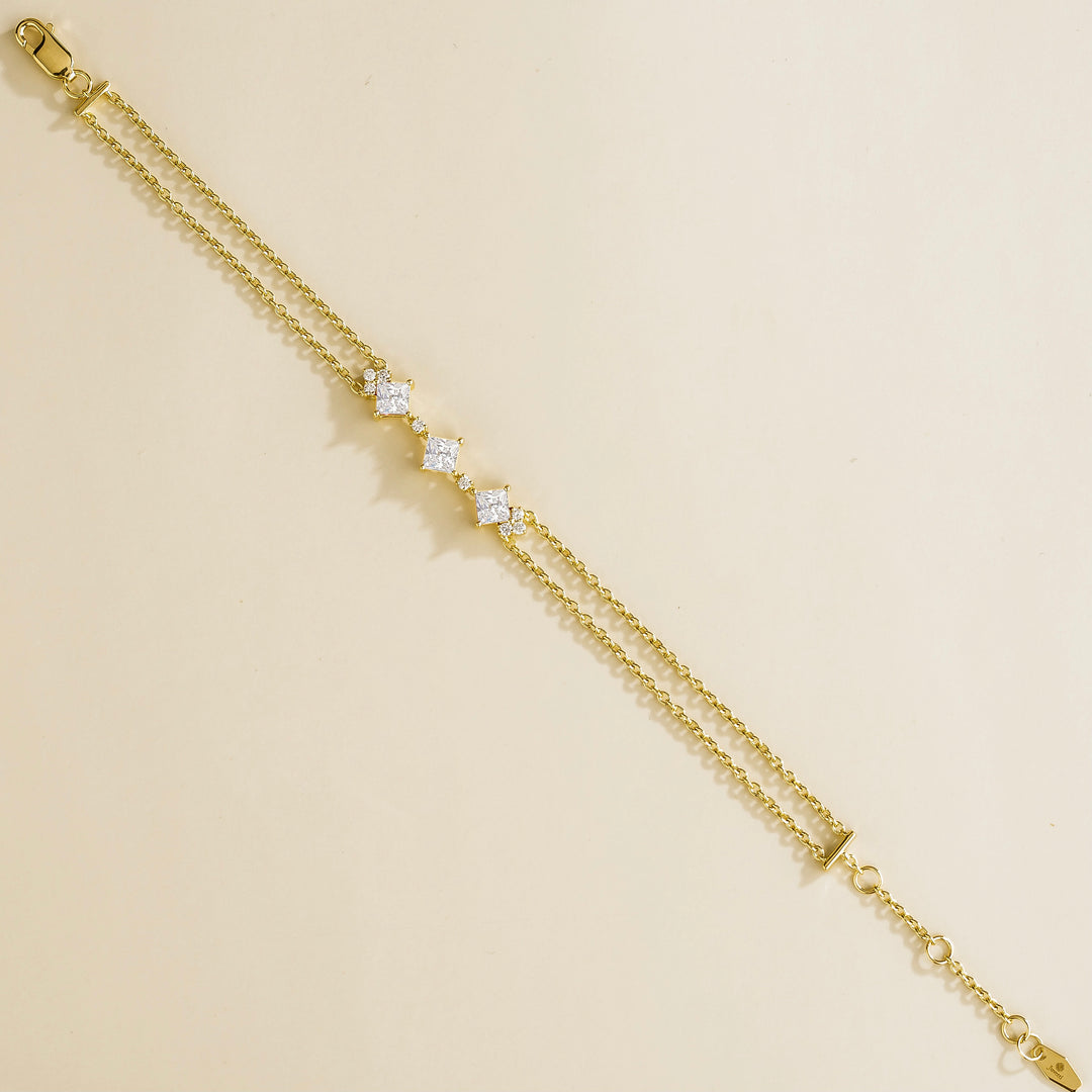 Forma Gold Bracelet In Diamonds