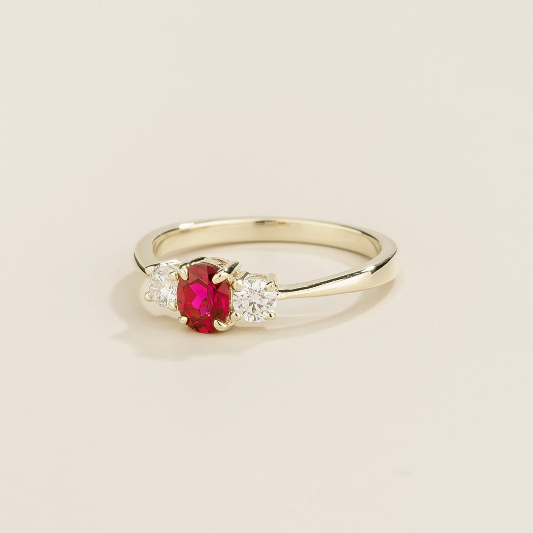 Boble white gold ring set with Ruby and Diamonds