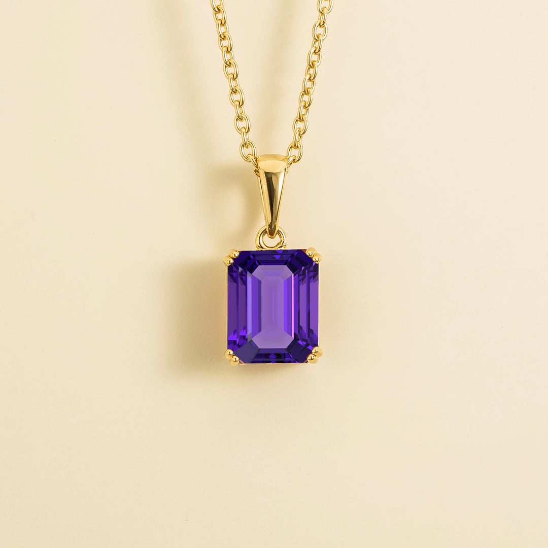 Thamani gold pendant necklace in Purple sapphire