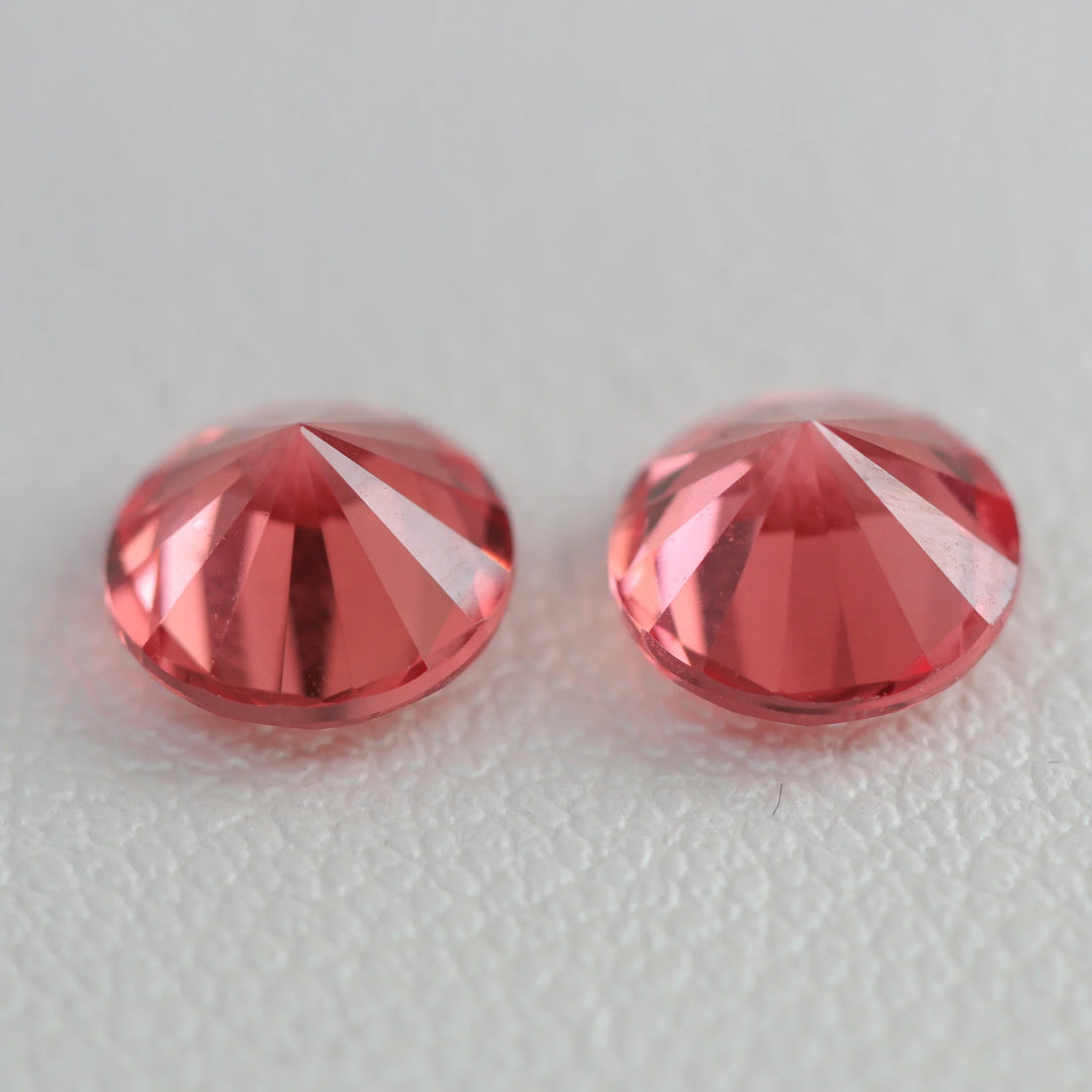 Lab Grown Padparadscha sapphire - Round Cut