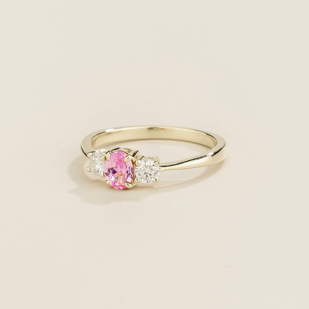 Boble white gold ring set with Pink sapphire and Diamonds