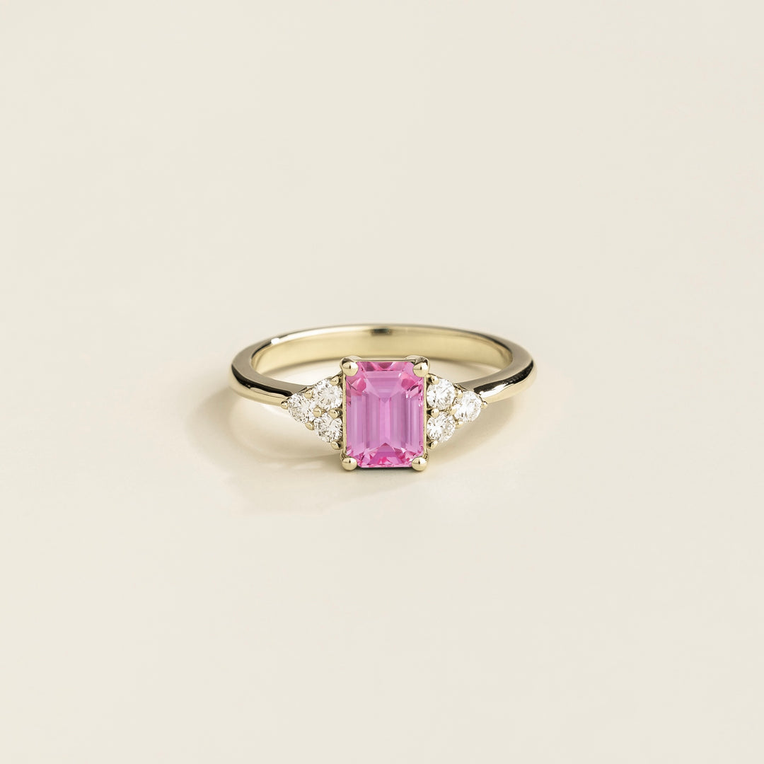 Chateau White Gold Ring Pink Sapphire & Diamond