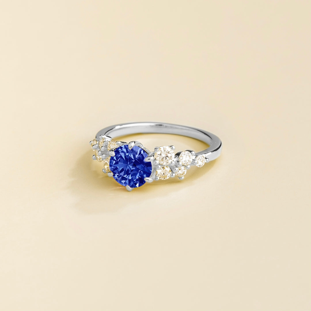 Floret white gold ring in Blue sapphire & Diamonds