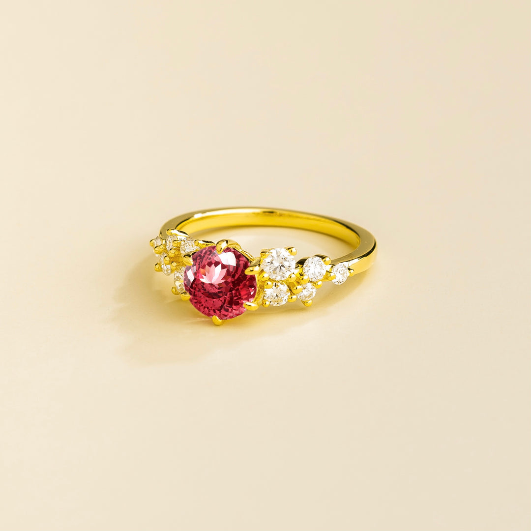 Movi gold ring in Padparadscha sapphire & Diamonds