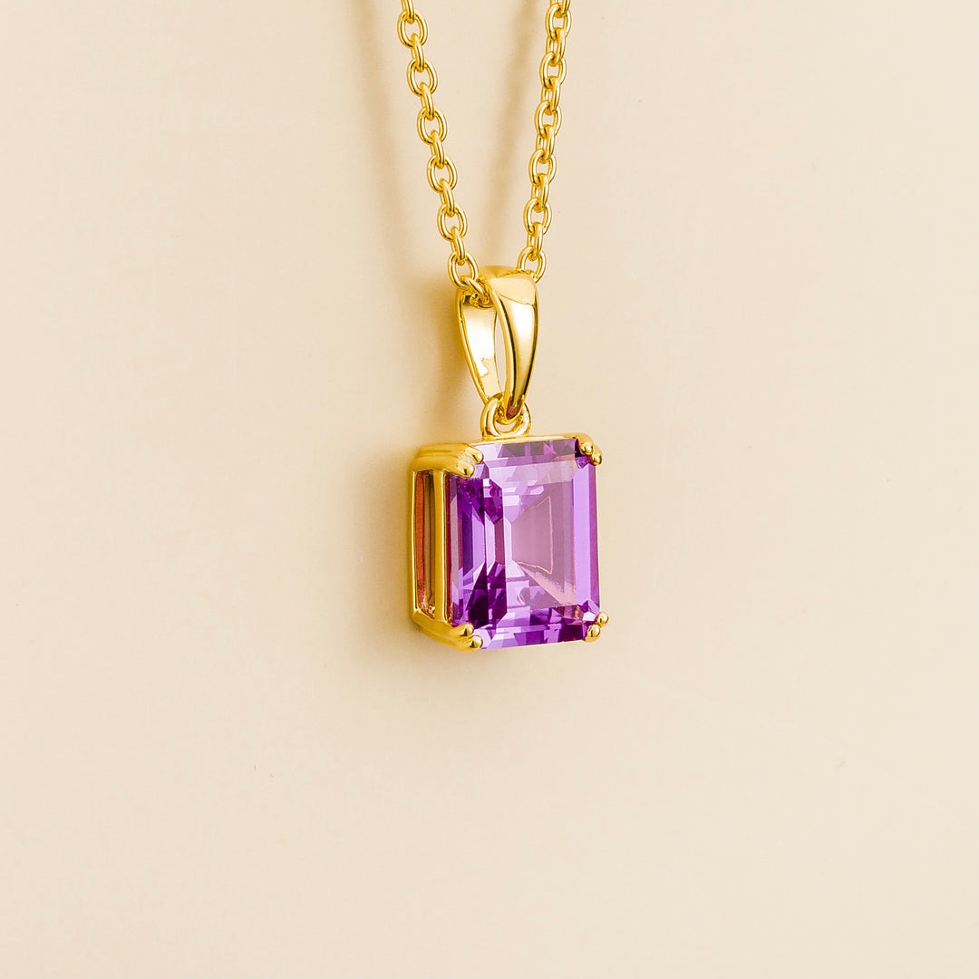 Thamani gold pendant necklace in Purple sapphire