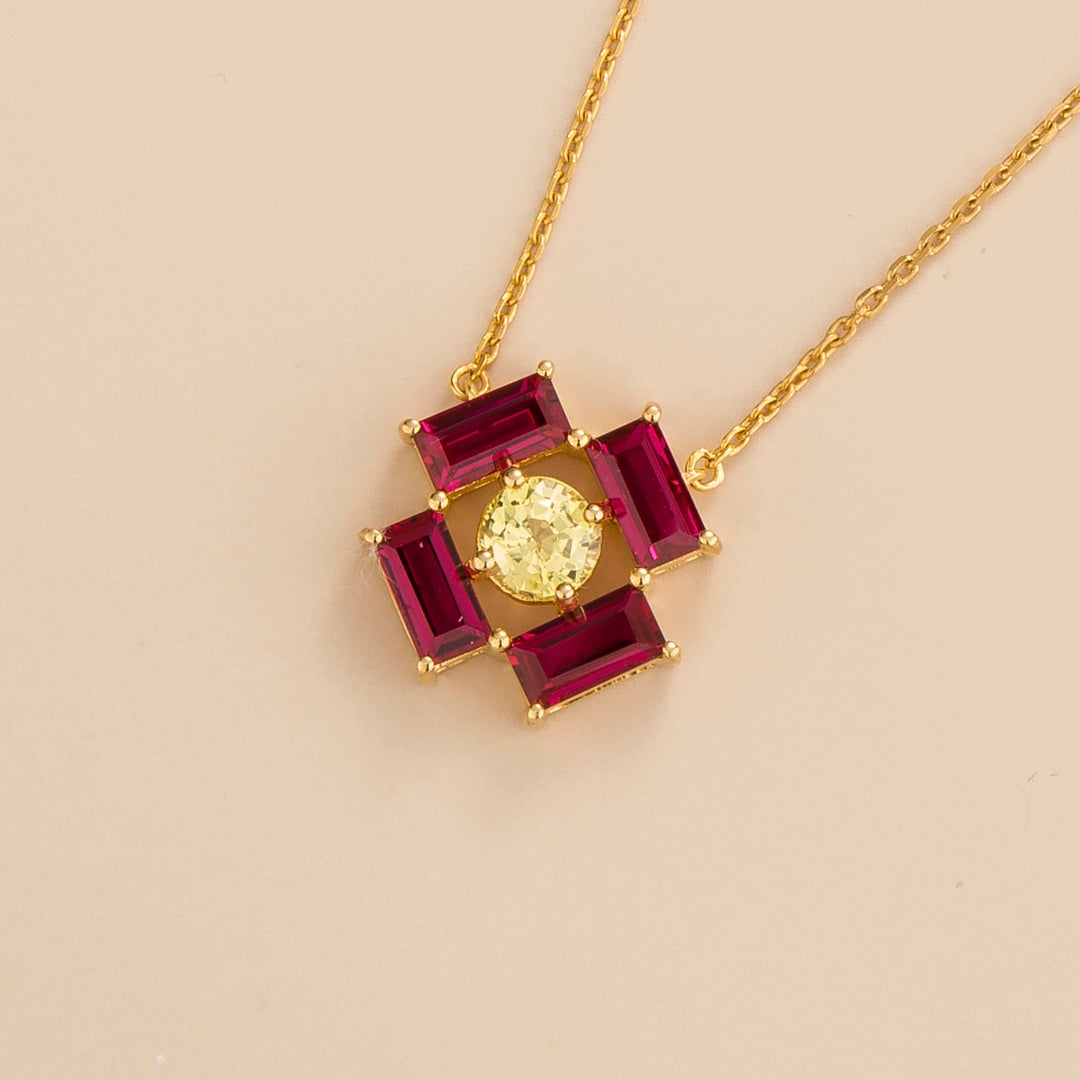 Oua pendant necklace in Yellow Sapphire & Ruby set in Gold