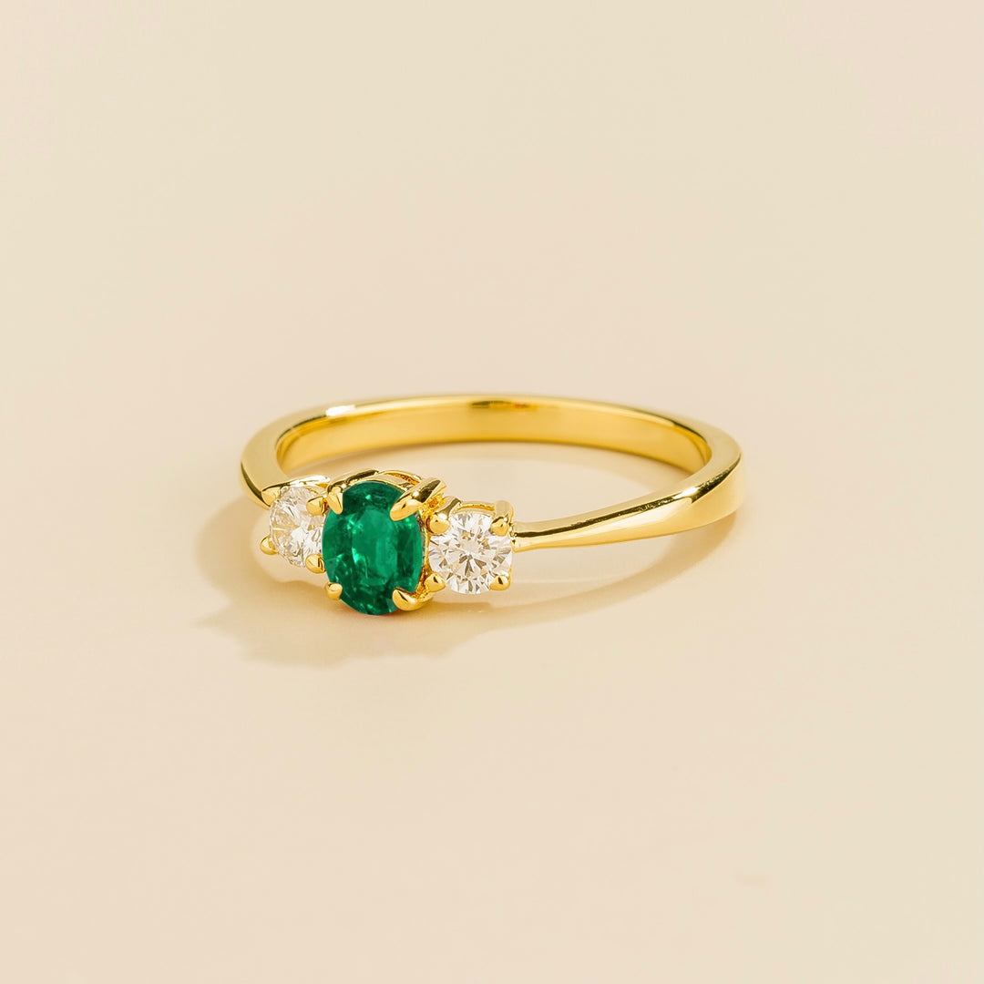 Boble gold ring set with Emerald and Diamonds