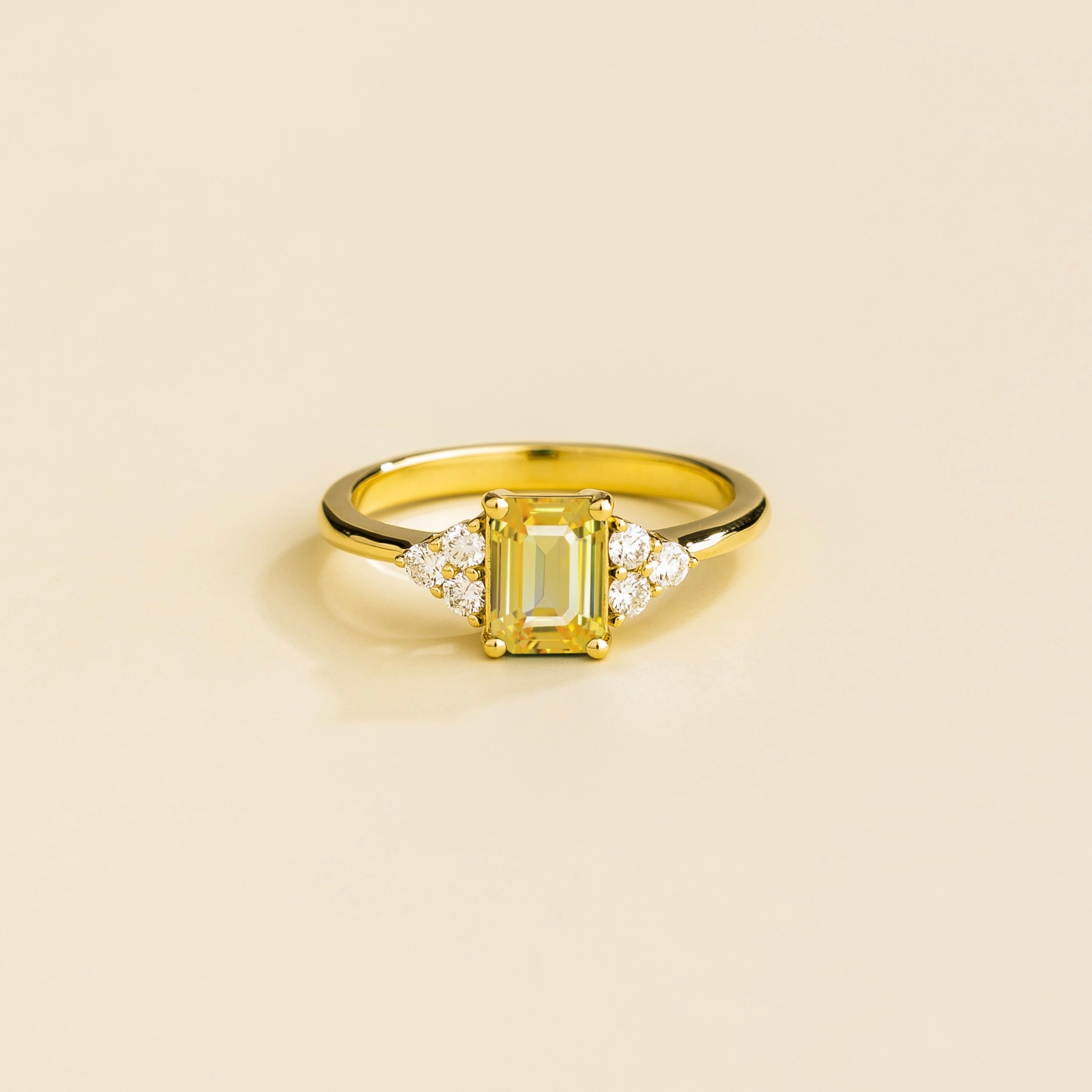 Chateau Gold Ring Yellow Sapphire and Diamond Jewellery London