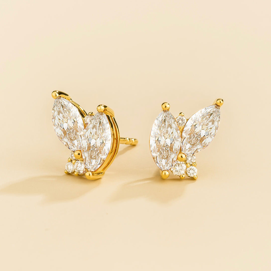 Vento Gold Earrings in Diamonds