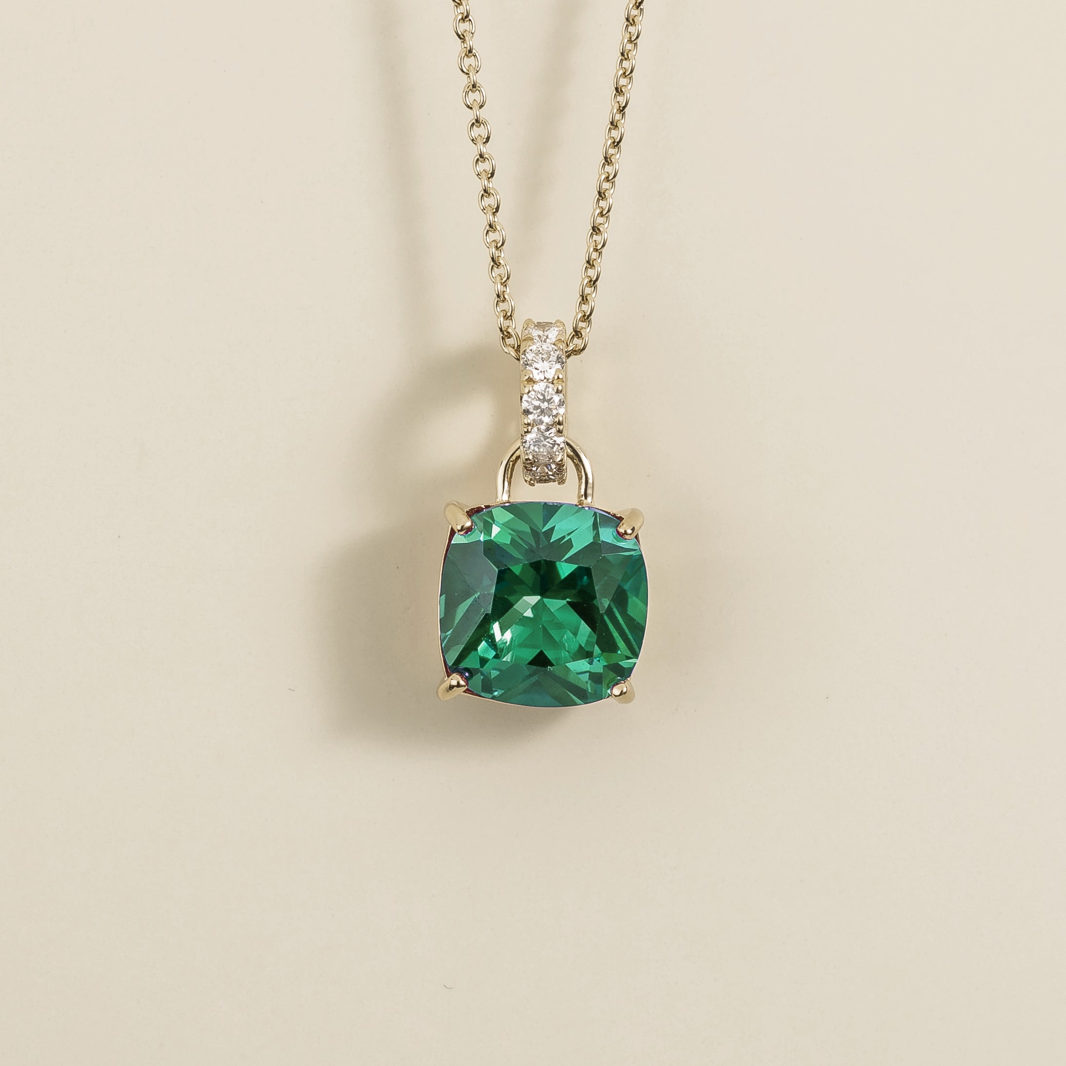 Emerald Earrings Juvetti Jewellery London Oreol Pendant Necklace In Emerald and Diamond Set In White Gold