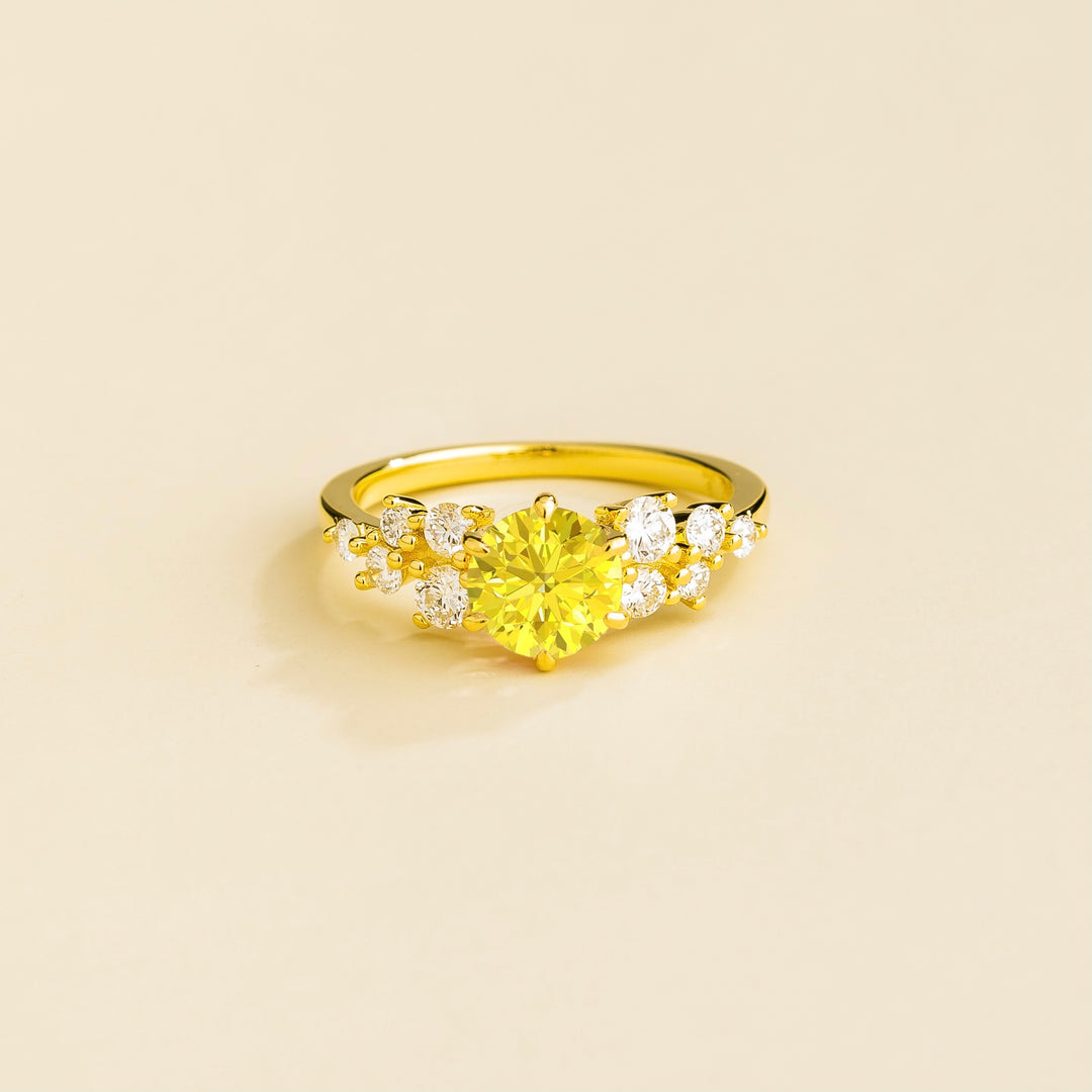 Floret gold ring in Yellow sapphire & Diamonds