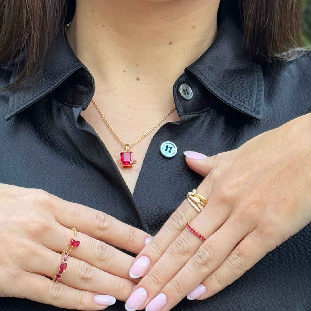 Thamani white gold pendant necklace in Padparadscha sapphire