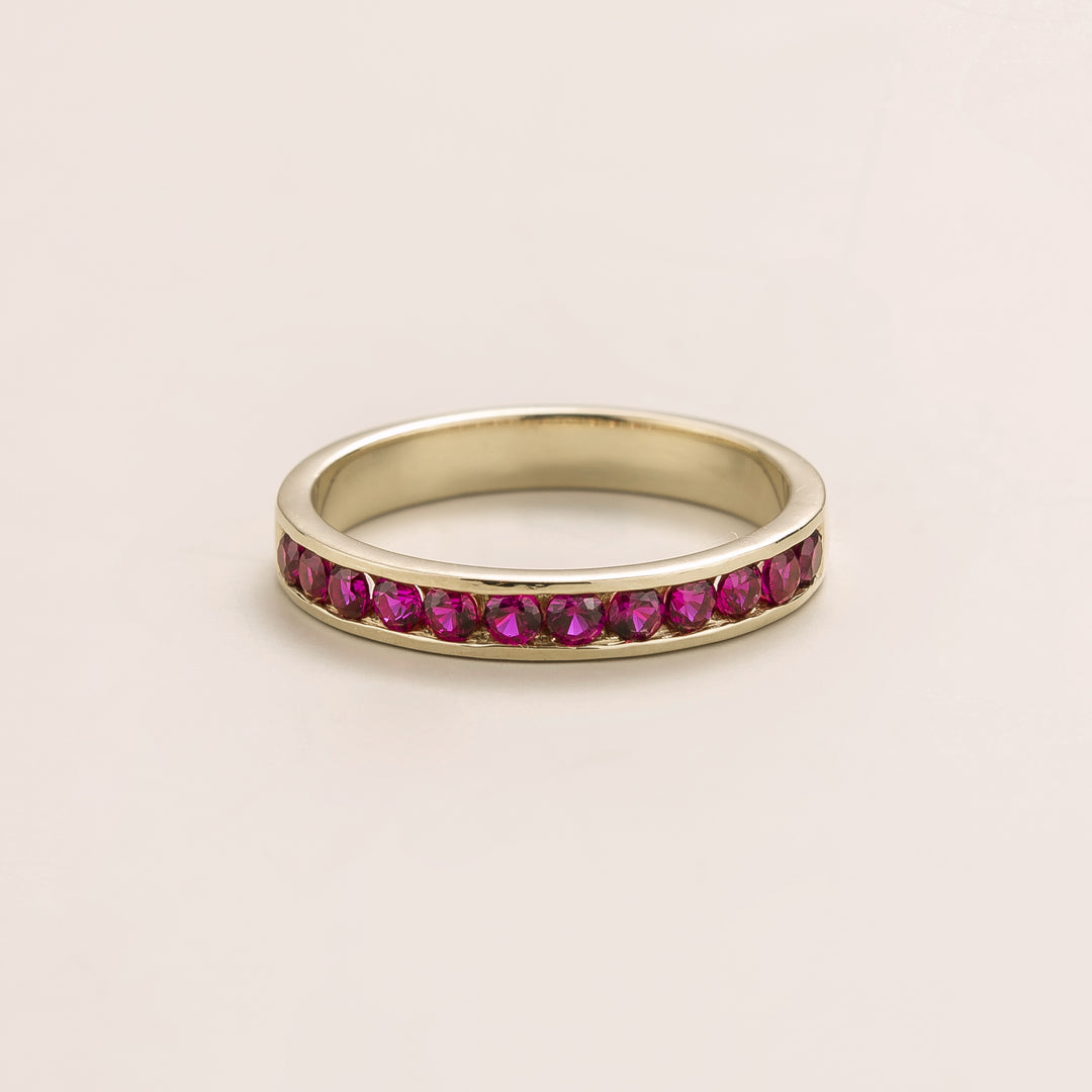 Margo White Gold Ring Set With Ruby