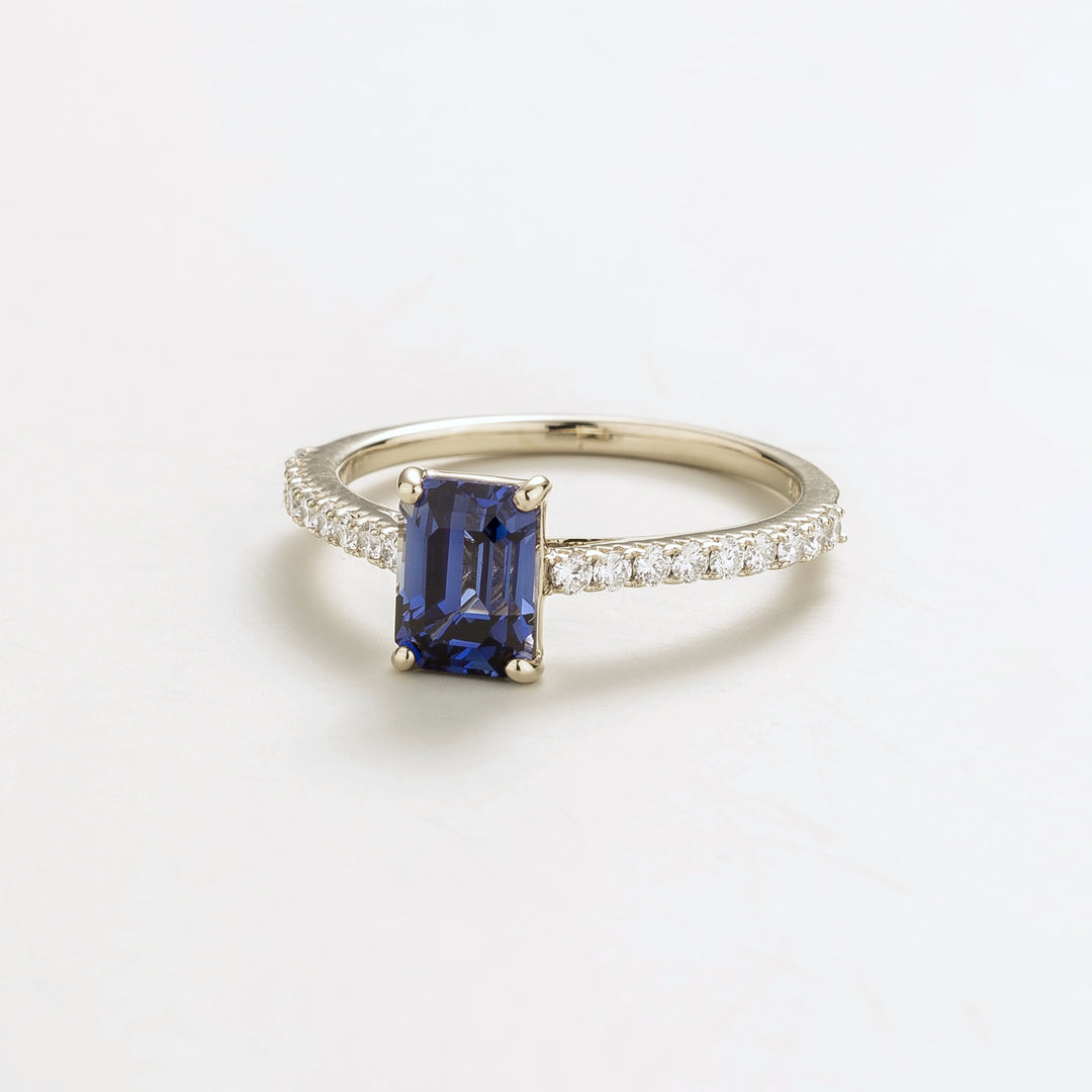 Thamani White Gold Ring In Royal Blue Sapphire & Diamond