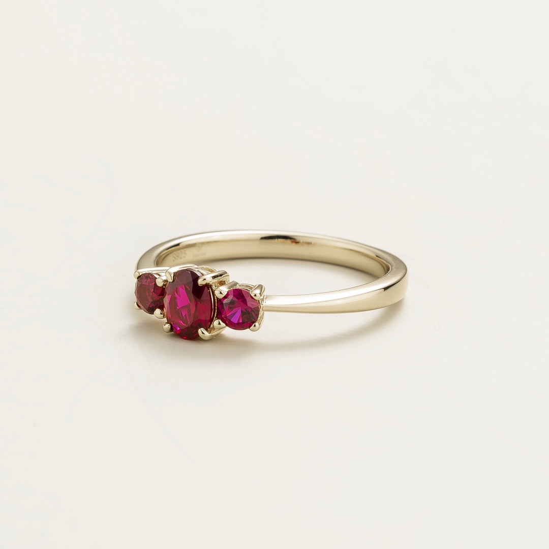 Boble white gold ring set with Ruby