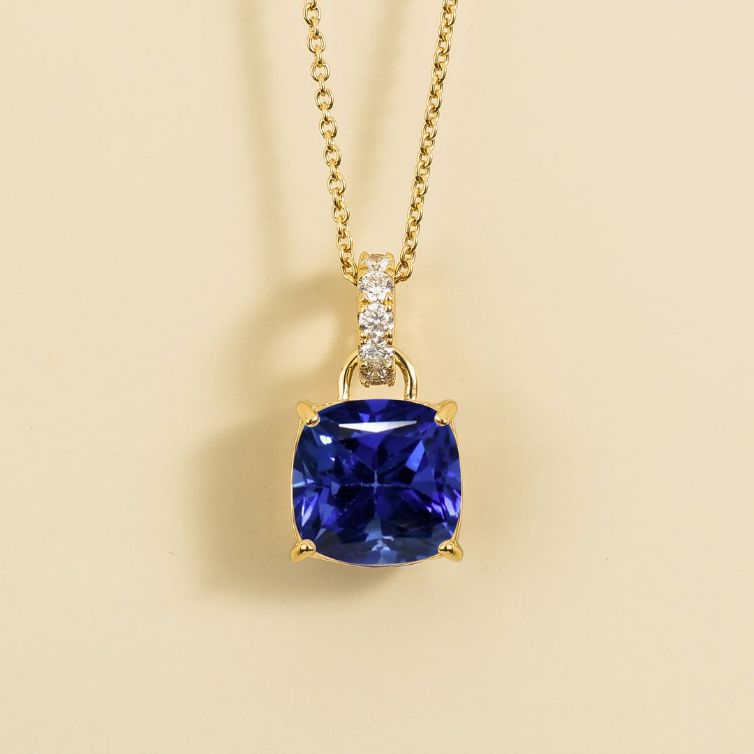 Oreol pendant necklace in Blue sapphire & Diamond set in Gold