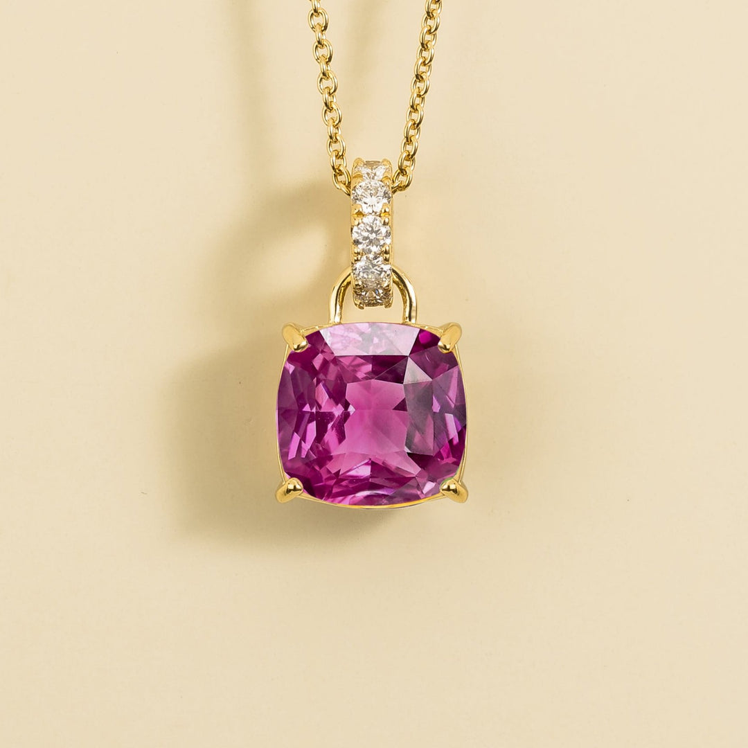 Oreol pendant necklace in Pink sapphire & Diamond set in Gold